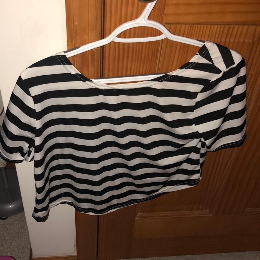 I don’t wear it, brand new, only been worn once!